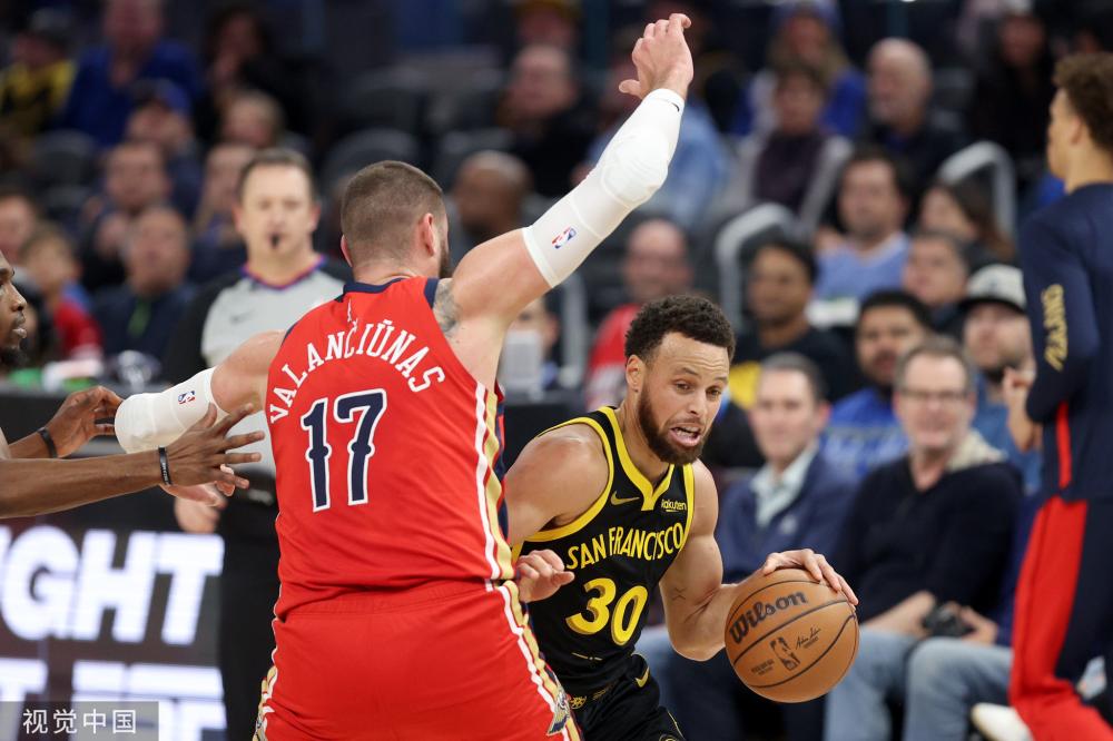 现出多位年 现出多位年