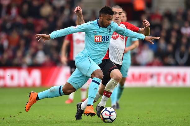 赛场上夺冠 赛场上夺冠